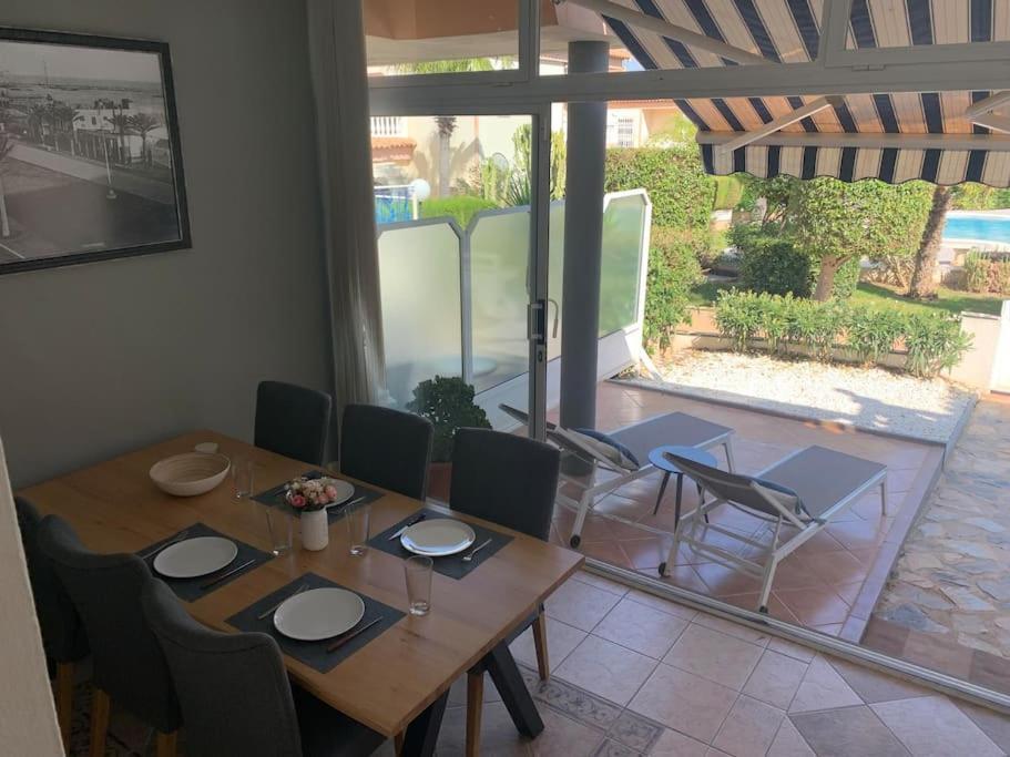 Schoenes Ferienbungalow In Los Altos Torrevieja Esterno foto